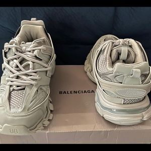 Grey Balenciaga track